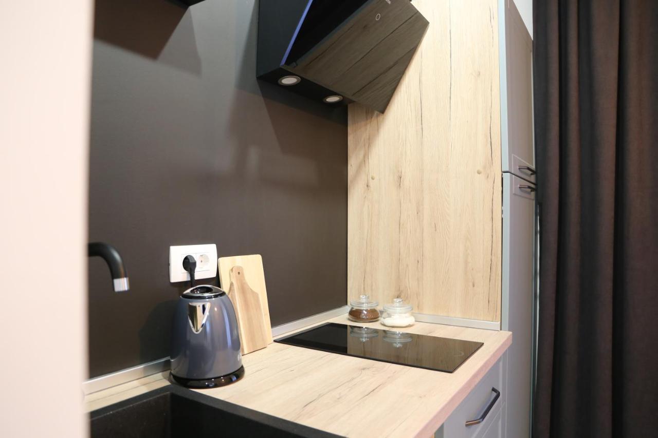 Flora Studio Apartments Кореница Екстериор снимка